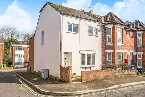 4 bedroom terraced house for sale, Thackeray Road, Portswood, Southampton, Hampshire, SO17