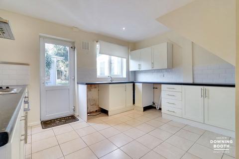 24 Broom Covert Road, Lichfield, WS14 9QU