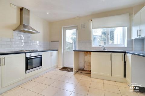 24 Broom Covert Road, Lichfield, WS14 9QU