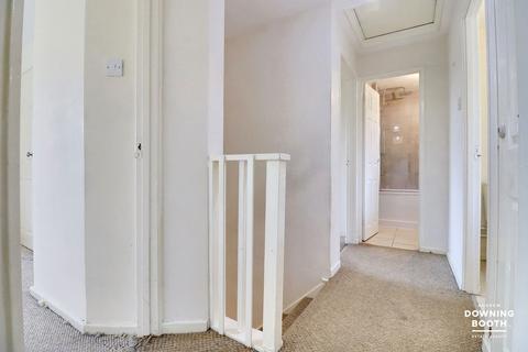 24 Broom Covert Road, Lichfield, WS14 9QU