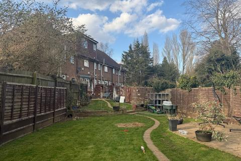 3 bedroom terraced house for sale, Mercia Gardens, Abington, Northampton, NN3 2SU