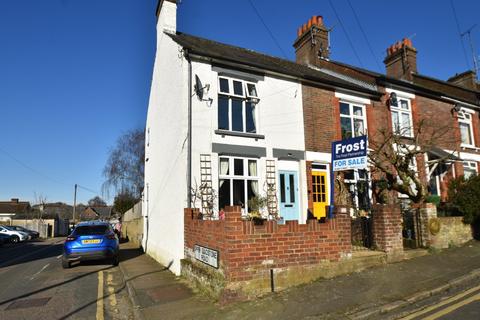 2 bedroom end of terrace house for sale, Queens Road, Chesham, Buckinghamshire, HP5