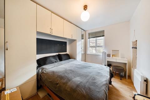 1 bedroom apartment for sale, Gainsford Street, London, SE1