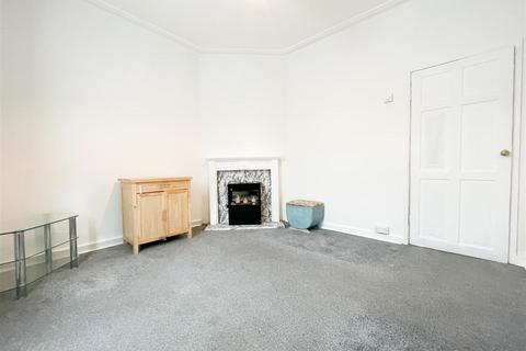 3 bedroom terraced house to rent, Shiregreen Lane , S5