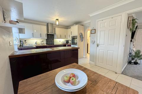 9 Atherstone Close, Belmont, Hereford, HR2 7ZE