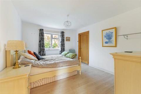 Willow Cottage Station Road, Broadway, WR12 7DE