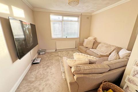 3 bedroom end of terrace house for sale, Hassal Road, Leicester, LE3 6QU