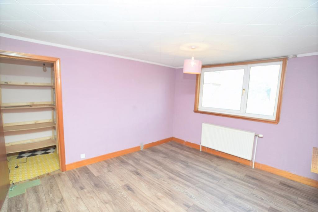 15 Montague Street, Dumfries,  DG1 1 HE - Grieve Gr