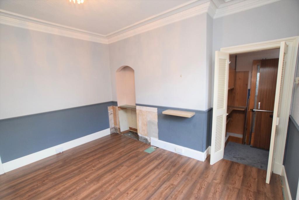 15 Montague Street, Dumfries,  DG1 1 HE - Grieve Gr