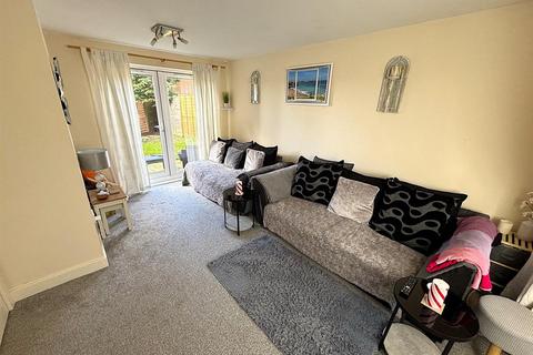 8 Belvoir Close, Corby, NN18 8PL