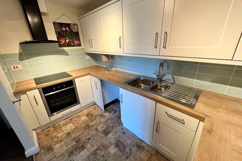 2 bedroom apartment for sale, Stonemasons Court, Layton FY3