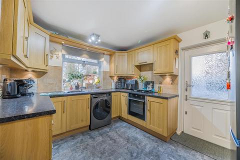 47 The Oval, Beal, Goole, DN14 0TA