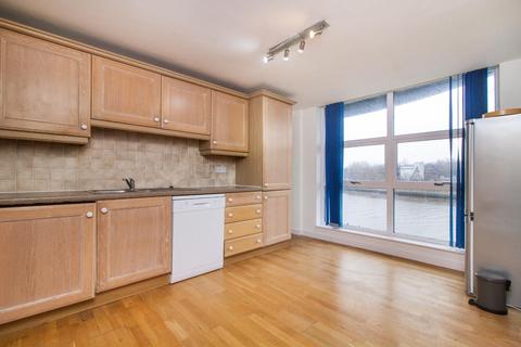 3 bedroom maisonette to rent, Quayside, Newcastle Upon Tyne