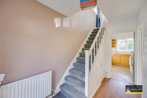 3 bedroom semi-detached house for sale, Nutbrook Avenue, Coventry *No Chain*