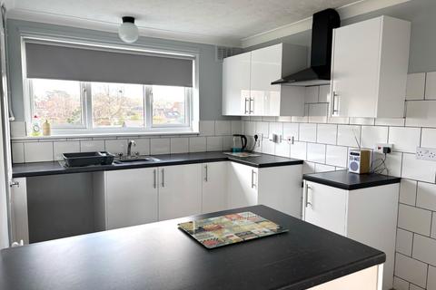 undefined, Hollybank Road, Hythe, Southampton, Hampshire, SO45 5FJ