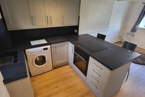 1 bedroom cottage to rent, Towngate, Colne, BB8