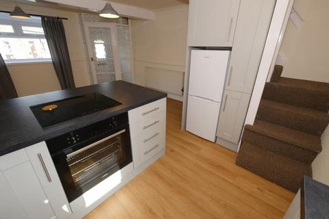 1 bedroom cottage to rent, Towngate, Colne, BB8