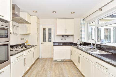 3 bedroom detached house for sale, Southleigh Road, Havant PO9
