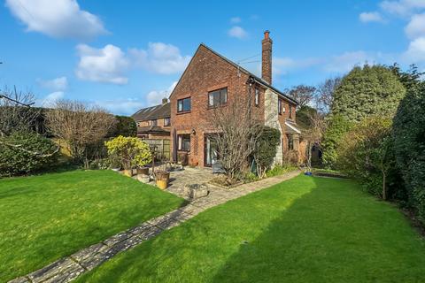 4 bedroom detached house for sale, 1a Bracken Way, Walkford, Dorset. BH23 5LW