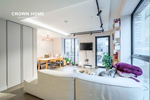 2 bedroom apartment for sale, London WC2B