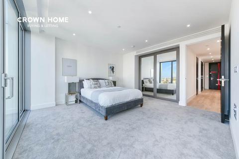 2 bedroom apartment for sale, 30 Piazza Walk, London E1