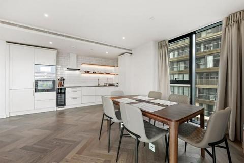 2 bedroom apartment to rent, 23 Gauging Square, London E1W