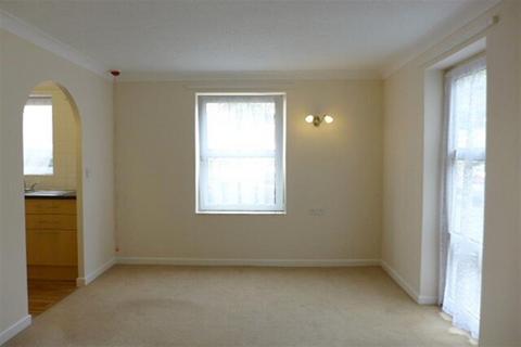 1 bedroom retirement property to rent, 12 Homefern House, Cobbs Place CT9