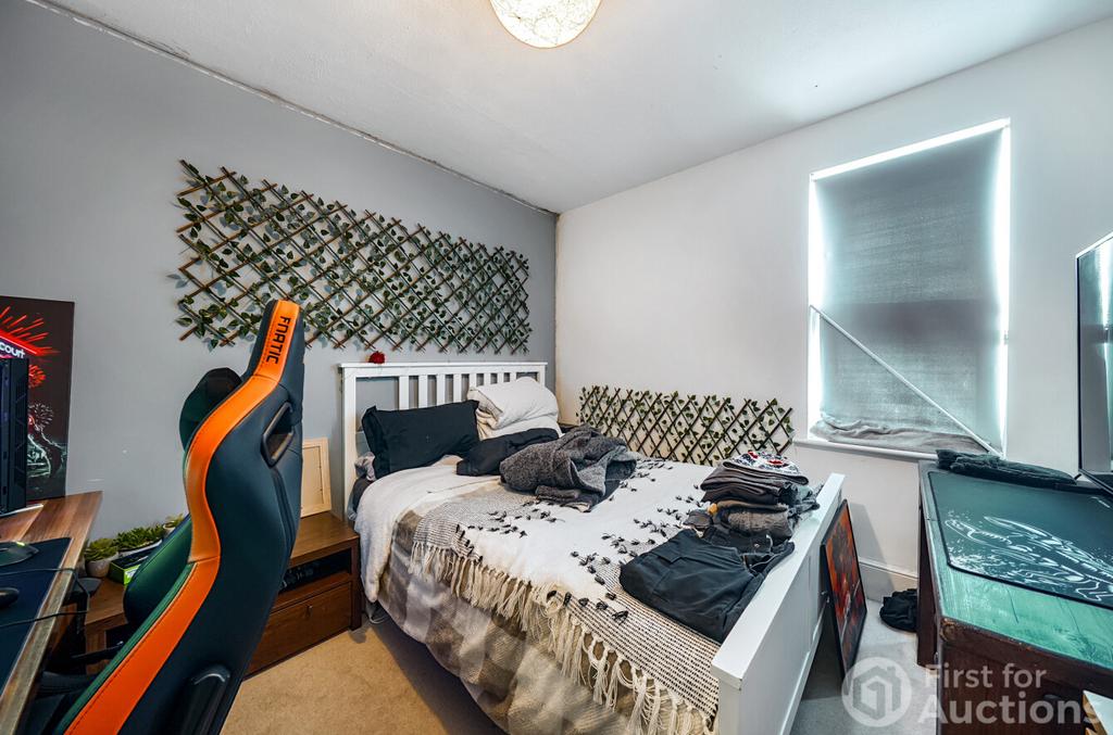 Fb8d3a89-ed67-418...