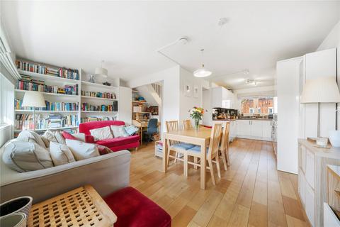 32 Wynford Road, London, N1 9SN