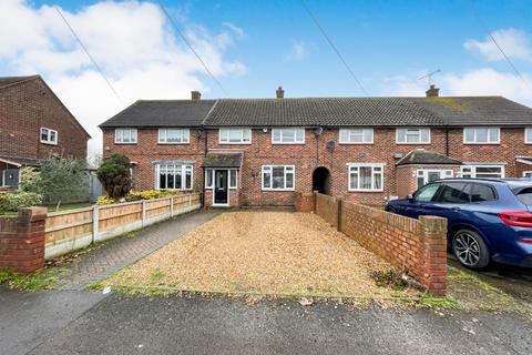 3 bedroom terraced house for sale, Fortin Way, South Ockendon, Essex, RM15 5NG