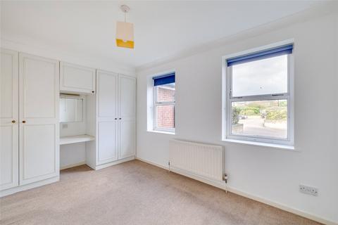 1 bedroom apartment to rent, Dovecote Gardens, London, SW14