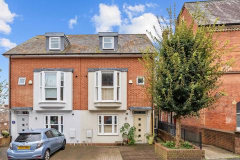 4 bedroom semi-detached house for sale, East Street, Lewes, East Sussex, BN7