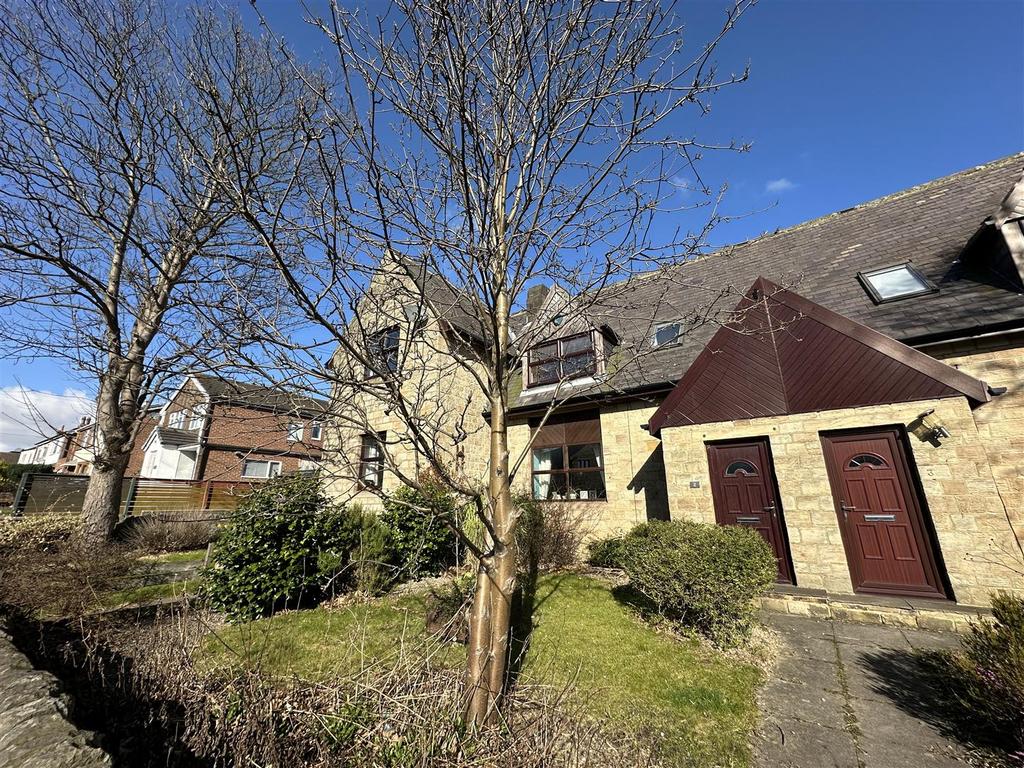 2 Saville Court 3.jpg