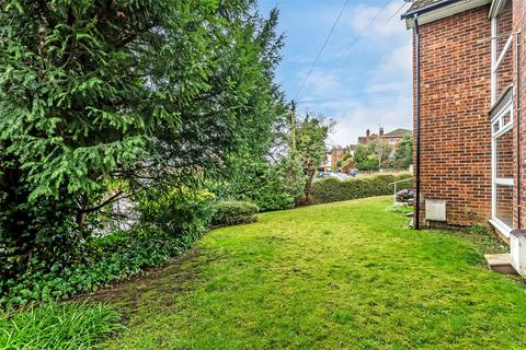 2 bedroom flat for sale, Ravenswood Court, Cliftonville, Dorking, RH4