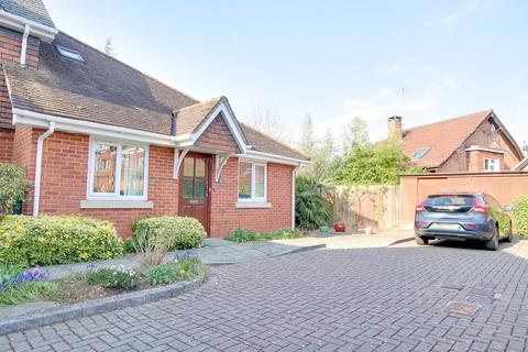 3 bedroom chalet for sale, Brookley Road, Brockenhurst, SO42