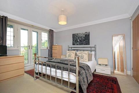 14 Micklethwaite Steps, Wetherby, LS22 5LD