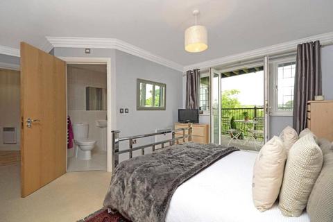 14 Micklethwaite Steps, Wetherby, LS22 5LD