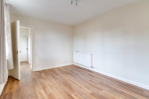 1 bedroom flat to rent, London Road GL52 6HF