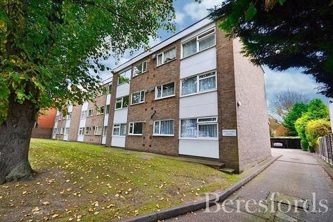 1 bedroom apartment for sale, Upminster Road, Hornchurch, RM11