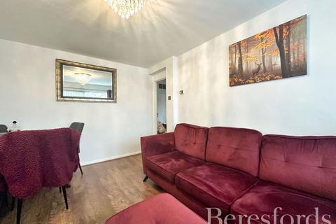 1 bedroom apartment for sale, Upminster Road, Hornchurch, RM11