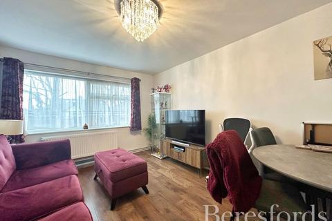 1 bedroom apartment for sale, Upminster Road, Hornchurch, RM11