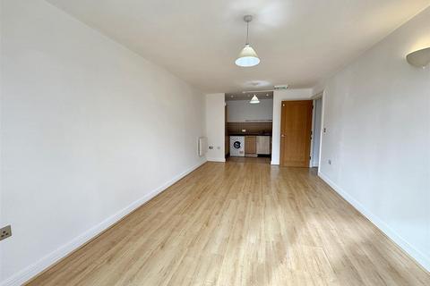 2 bedroom apartment for sale, Windmill Lane, London