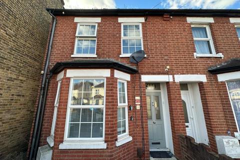 3 bedroom semi-detached house to rent, Slough,  Berkshire,  SL1