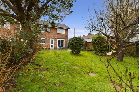 3 bedroom end of terrace house for sale, Baker Close, Crawley RH10