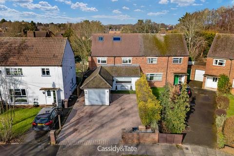 4 bedroom semi-detached house for sale, Chestnut Drive, St Albans