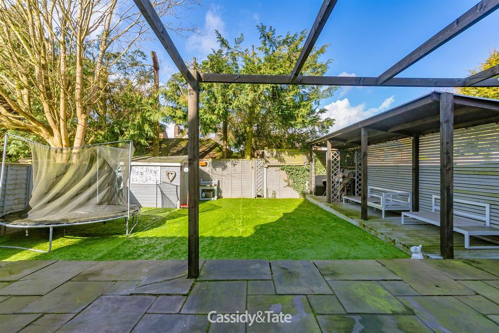 49 Chestnut Drive 45.jpg