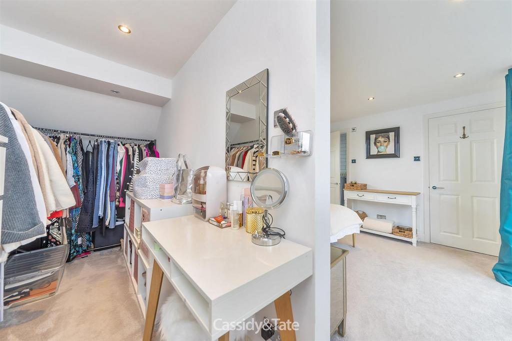 49 Chestnut Drive 07.jpg