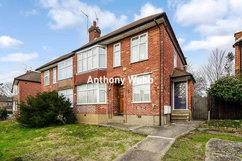 2 bedroom maisonette for sale, Myddelton Avenue, Enfield, EN1