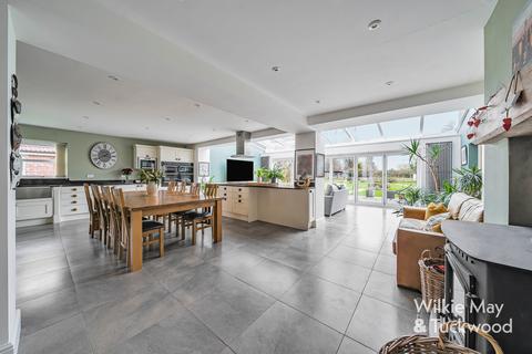 undefined, Bristol Road, Dunball, Bridgwater, Somerset TA6