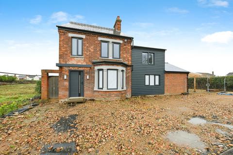 4 bedroom detached house for sale, Churchill Road, Wisbech PE13